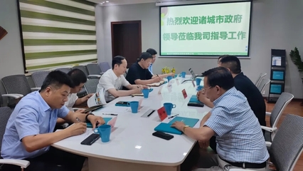 諸城市市委副書記、市長(zhǎng)王浩蒞臨我司調(diào)研會(huì)展服務(wù)工作